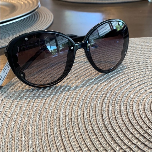 Chloe black round sunglasses - Picture 1 of 6
